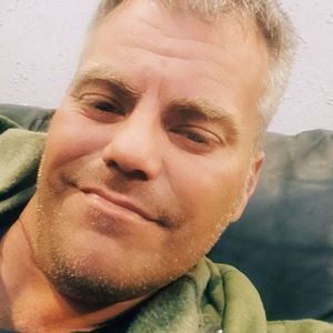 Meet your Posher, Bobby